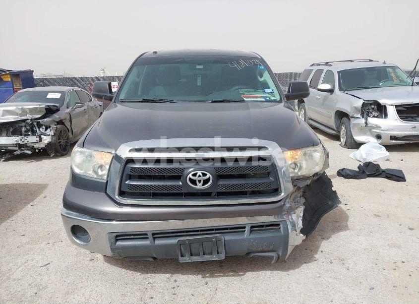 Photo 13 of 2011 Toyota Tundra GRADE 4.6L V8 (VIN 5TFRM5F15BX027102)