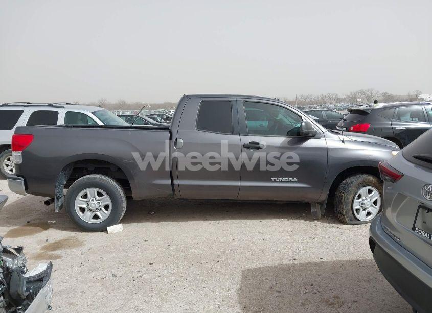Photo 14 of 2011 Toyota Tundra GRADE 4.6L V8 (VIN 5TFRM5F15BX027102)