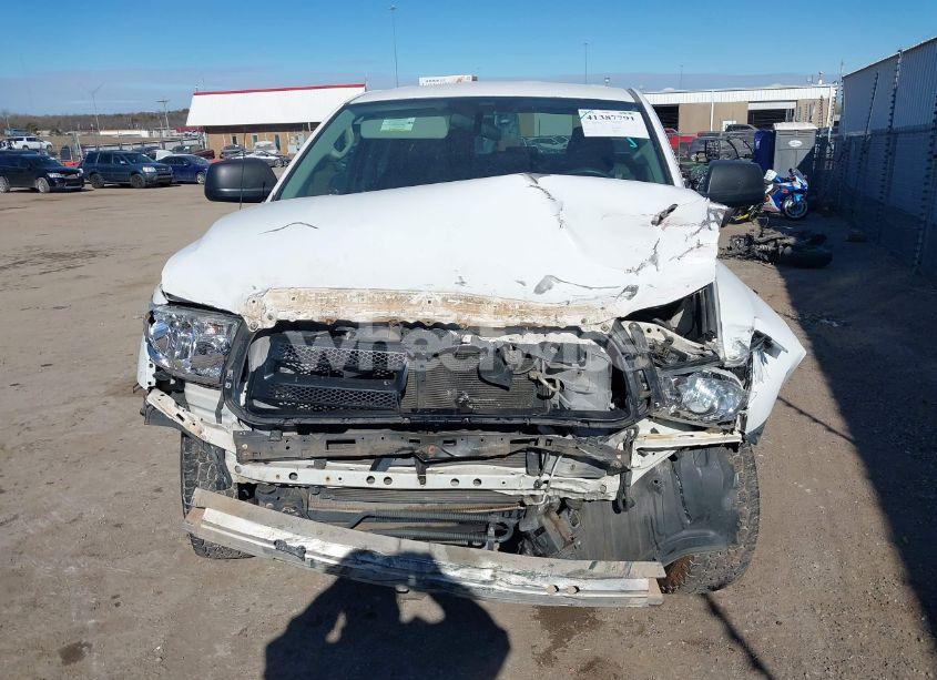 Photo 13 of 2012 Toyota Tundra GRADE 4.6L V8 (VIN 5TFRM5F15CX036187)