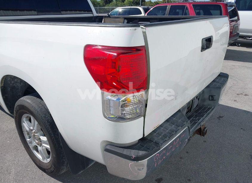 Photo 20 of 2012 Toyota Tundra GRADE 4.6L V8 (VIN 5TFRM5F15CX040210)