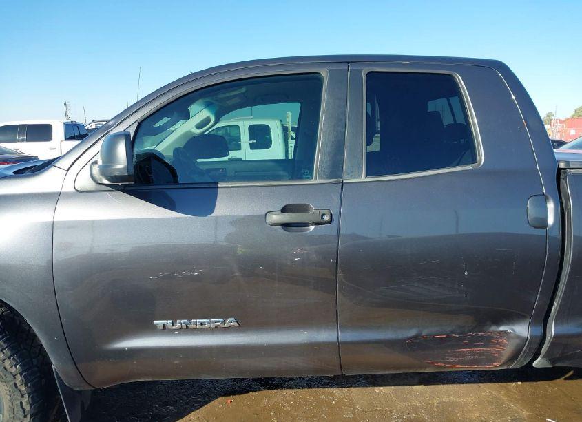 Photo 14 of 2013 Toyota Tundra GRADE 4.6L V8 (VIN 5TFRM5F15DX055744)
