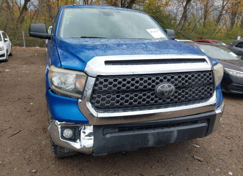 Photo 12 of 2018 Toyota Tundra SR5 4.6L V8 (VIN 5TFRM5F15JX133659)