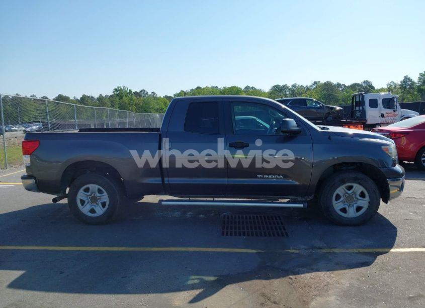 Photo 13 of 2011 Toyota Tundra GRADE 4.6L V8 (VIN 5TFRM5F16BX034267)
