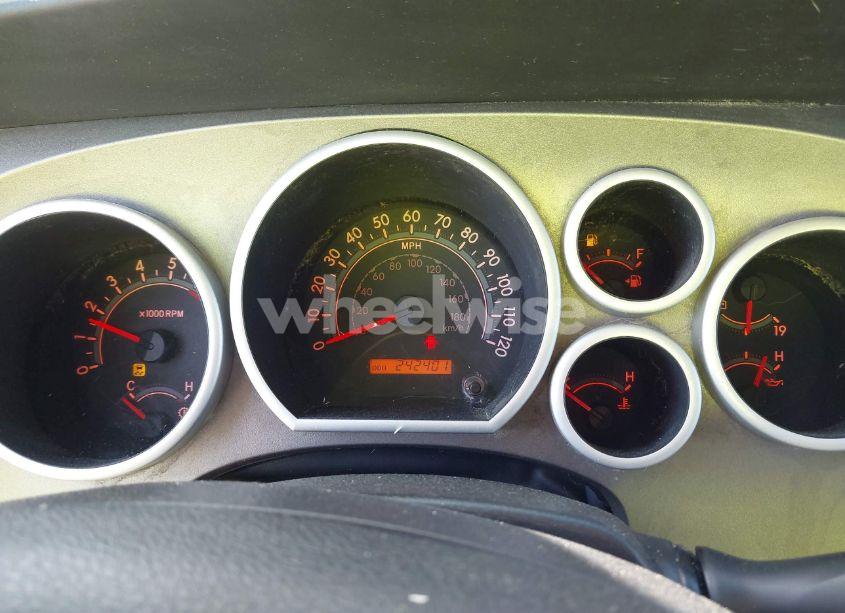 Photo 7 of 2011 Toyota Tundra GRADE 4.6L V8 (VIN 5TFRM5F16BX034267)