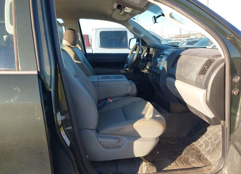 Photo 5 of 2012 Toyota Tundra GRADE 4.6L V8 (VIN 5TFRM5F16CX048851)