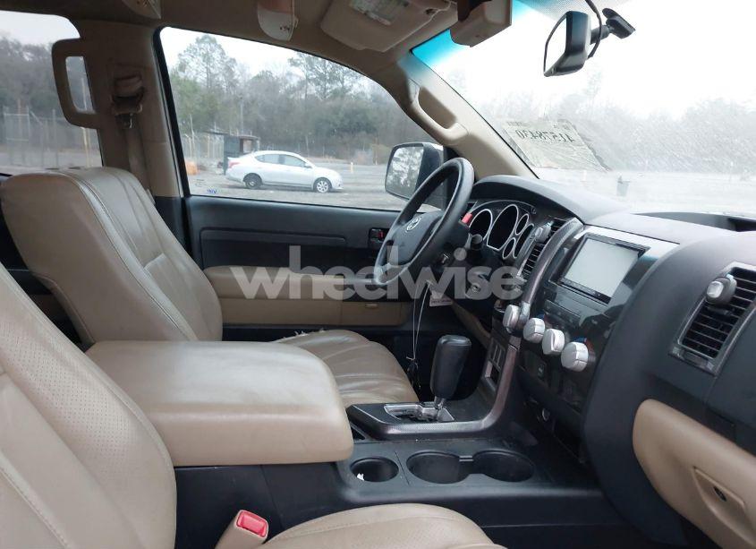 Photo 5 of 2013 Toyota Tundra GRADE 4.6L V8 (VIN 5TFRM5F16DX061598)