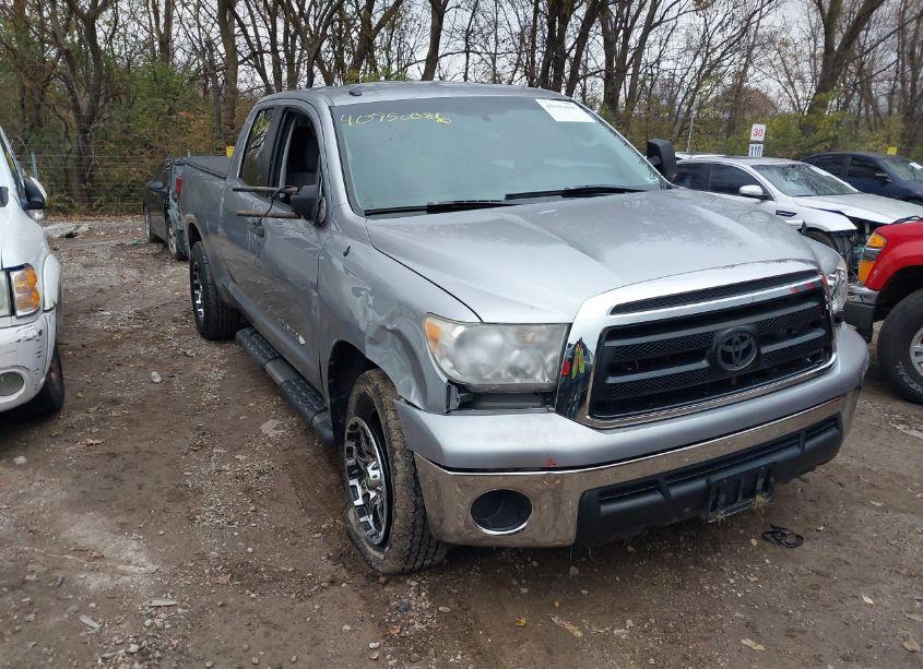 2013 Toyota Tundra GRADE 4.6L V8 (VIN 5TFRM5F16DX064484) main photo