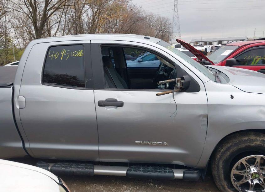 Photo 13 of 2013 Toyota Tundra GRADE 4.6L V8 (VIN 5TFRM5F16DX064484)