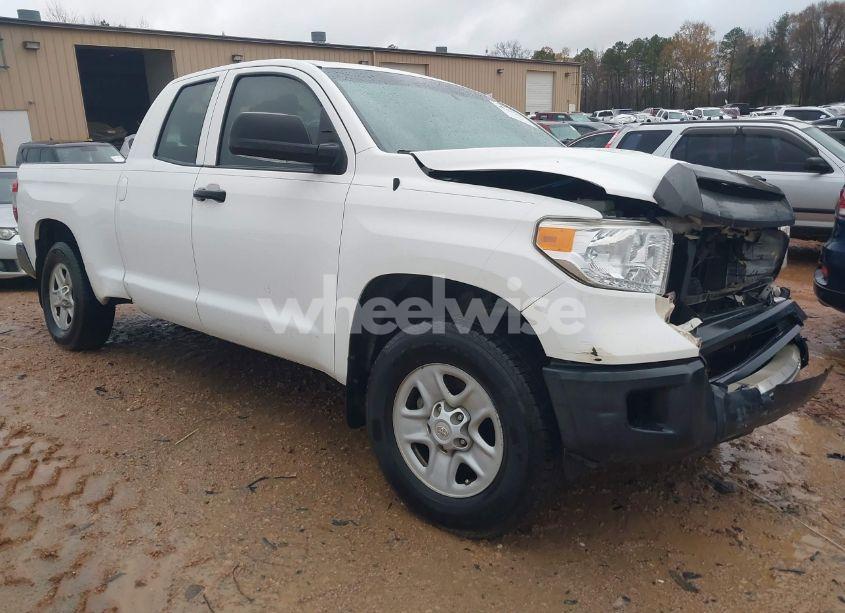 2015 Toyota Tundra SR 4.6L V8 (VIN 5TFRM5F16FX092563) main photo