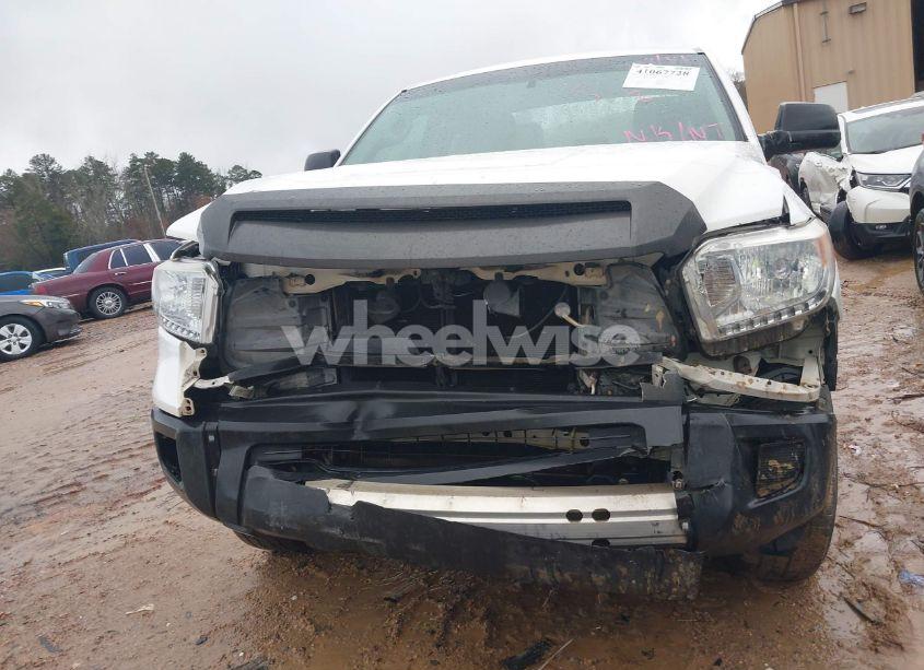 Photo 12 of 2015 Toyota Tundra SR 4.6L V8 (VIN 5TFRM5F16FX092563)