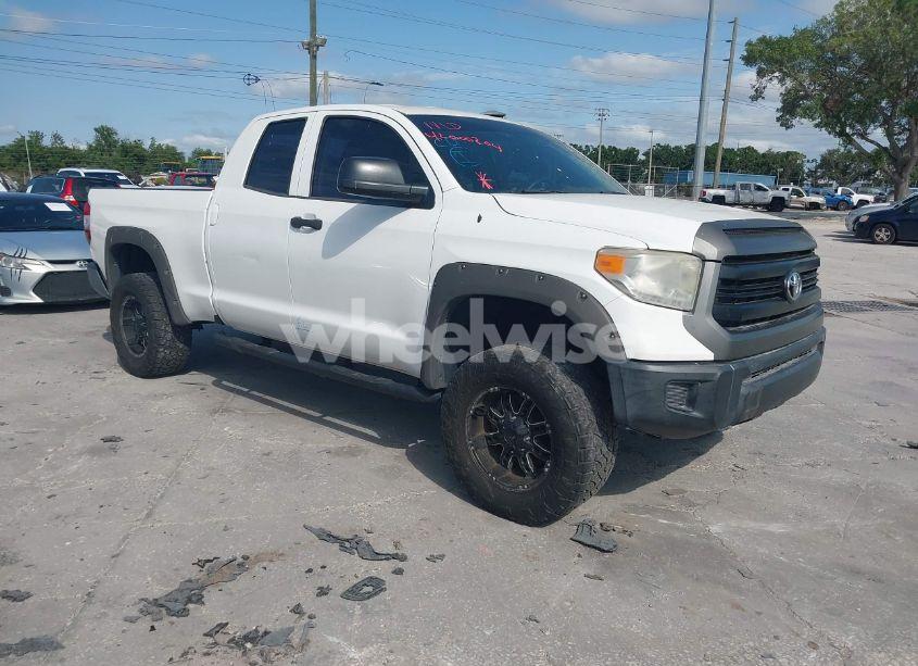 2016 Toyota Tundra SR 4.6L V8 (VIN 5TFRM5F16GX101019) main photo