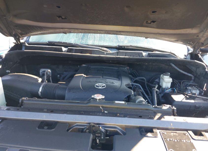 Photo 10 of 2018 Toyota Tundra SR5 4.6L V8 (VIN 5TFRM5F16JX127532)