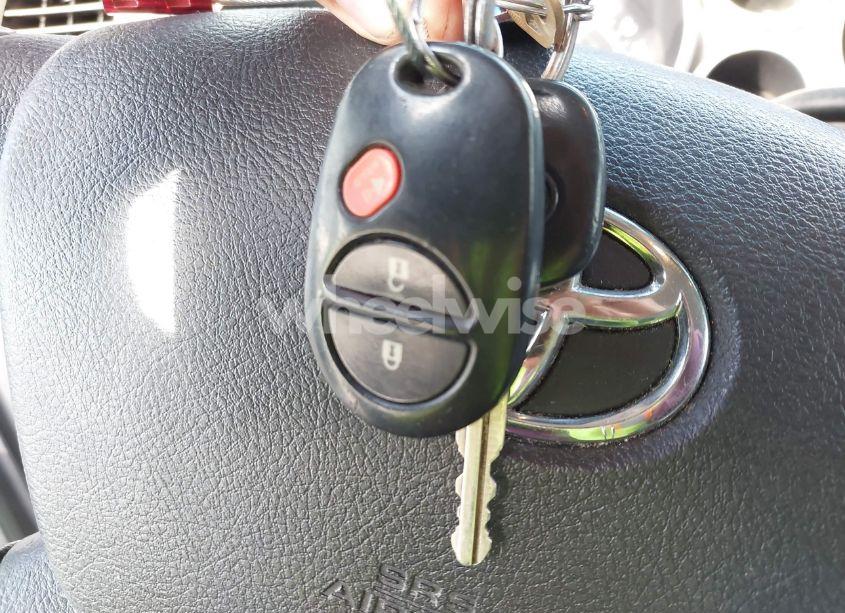 Photo 11 of 2010 Toyota Tundra GRADE 4.6L V8 (VIN 5TFRM5F17AX014706)