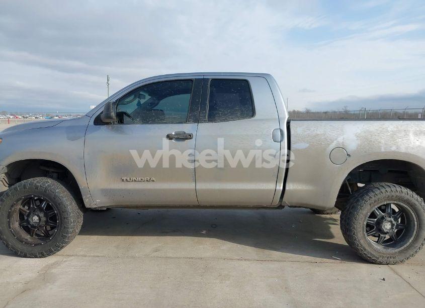 Photo 14 of 2010 Toyota Tundra GRADE 4.6L V8 (VIN 5TFRM5F17AX014706)