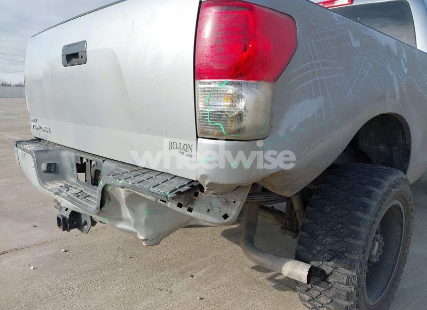 Photo 6 of 2010 Toyota Tundra GRADE 4.6L V8 (VIN 5TFRM5F17AX014706)