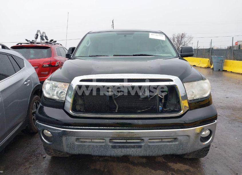 Photo 12 of 2011 Toyota Tundra GRADE 4.6L V8 (VIN 5TFRM5F17BX031698)