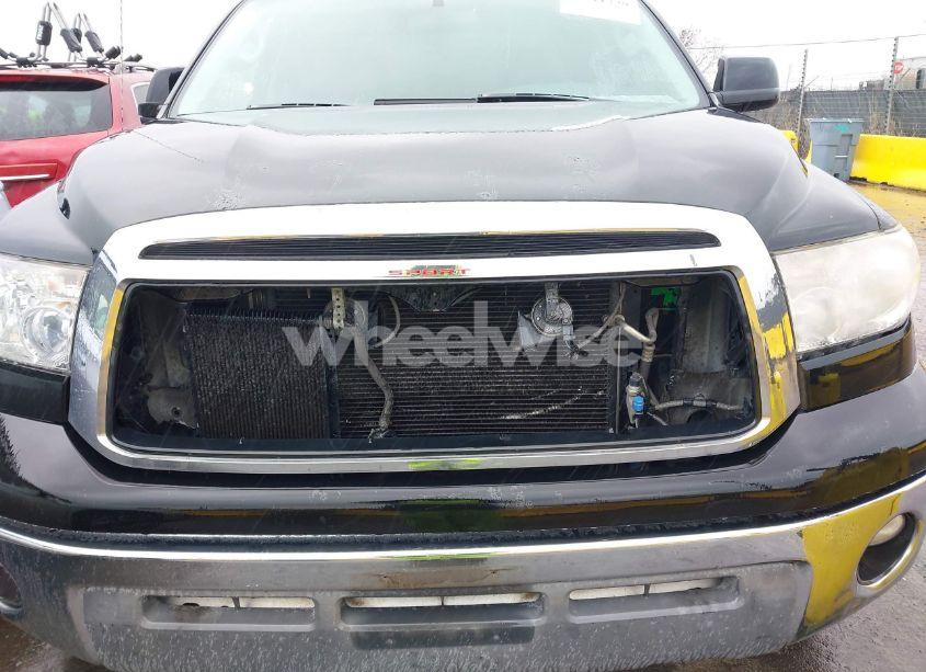 Photo 6 of 2011 Toyota Tundra GRADE 4.6L V8 (VIN 5TFRM5F17BX031698)