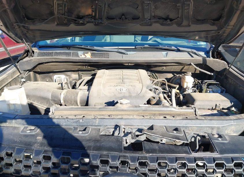 Photo 10 of 2019 Toyota Tundra SR 4.6L V8 (VIN 5TFRM5F17KX140842)