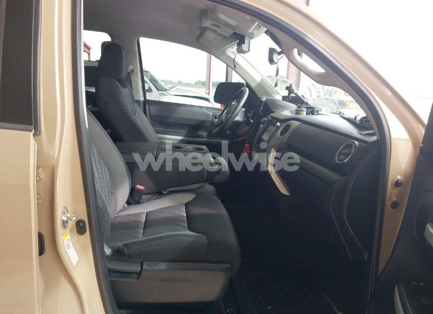 Photo 5 of 2019 Toyota Tundra SR5 4.6L V8 (VIN 5TFRM5F17KX142350)