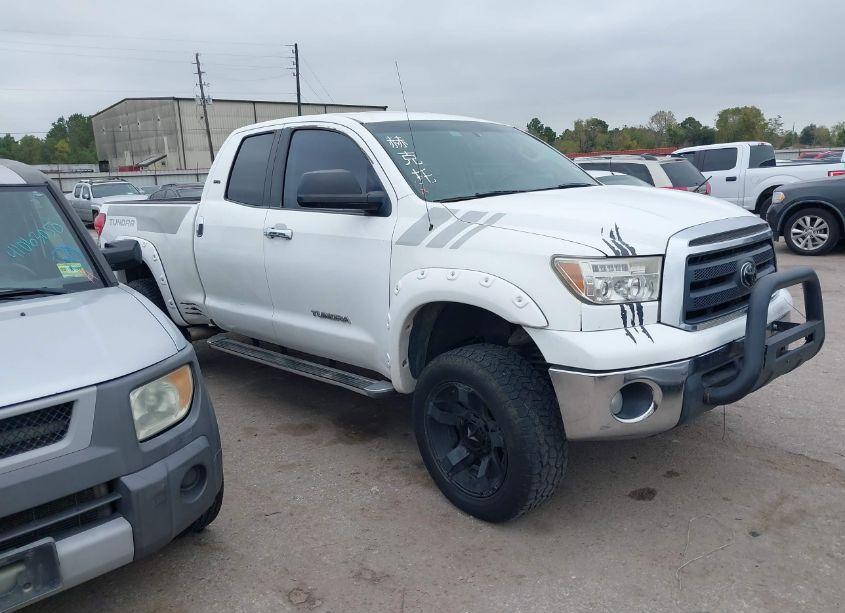 Photo 12 of 2010 Toyota Tundra GRADE 4.6L V8 (VIN 5TFRM5F18AX012978)