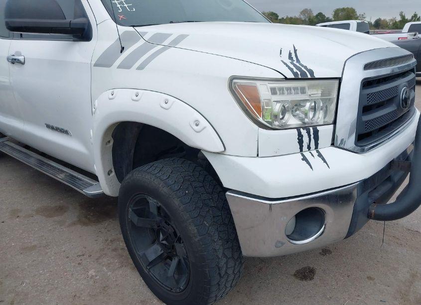 Photo 18 of 2010 Toyota Tundra GRADE 4.6L V8 (VIN 5TFRM5F18AX012978)