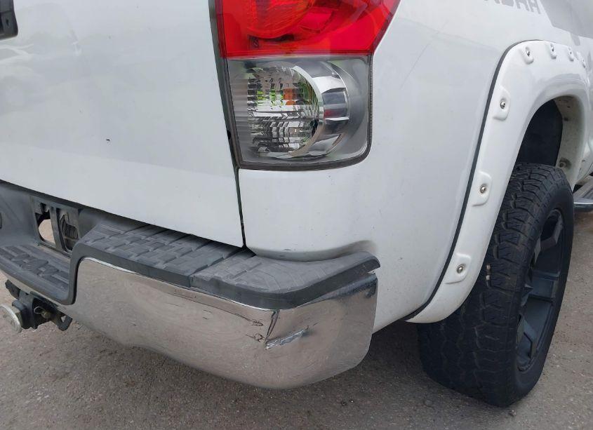 Photo 20 of 2010 Toyota Tundra GRADE 4.6L V8 (VIN 5TFRM5F18AX012978)