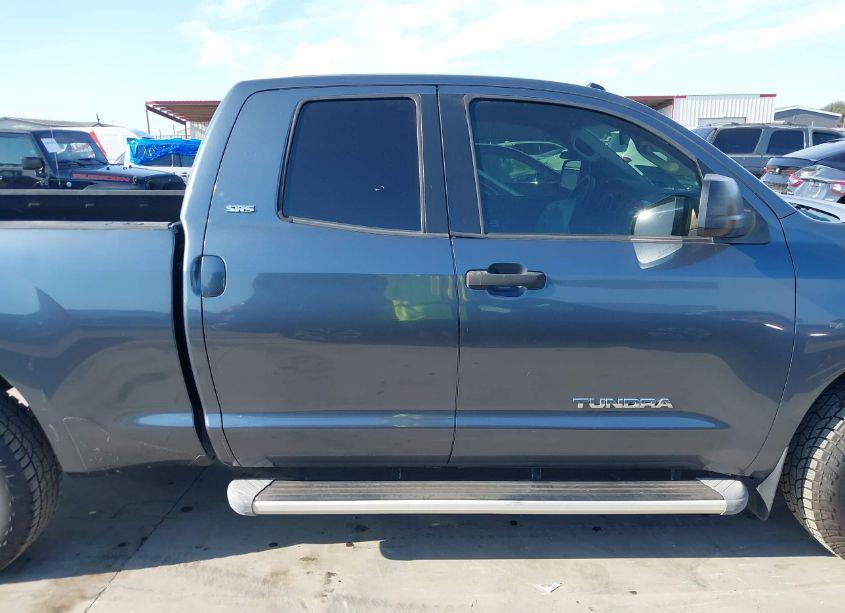 Photo 13 of 2010 Toyota Tundra GRADE 4.6L V8 (VIN 5TFRM5F18AX018280)