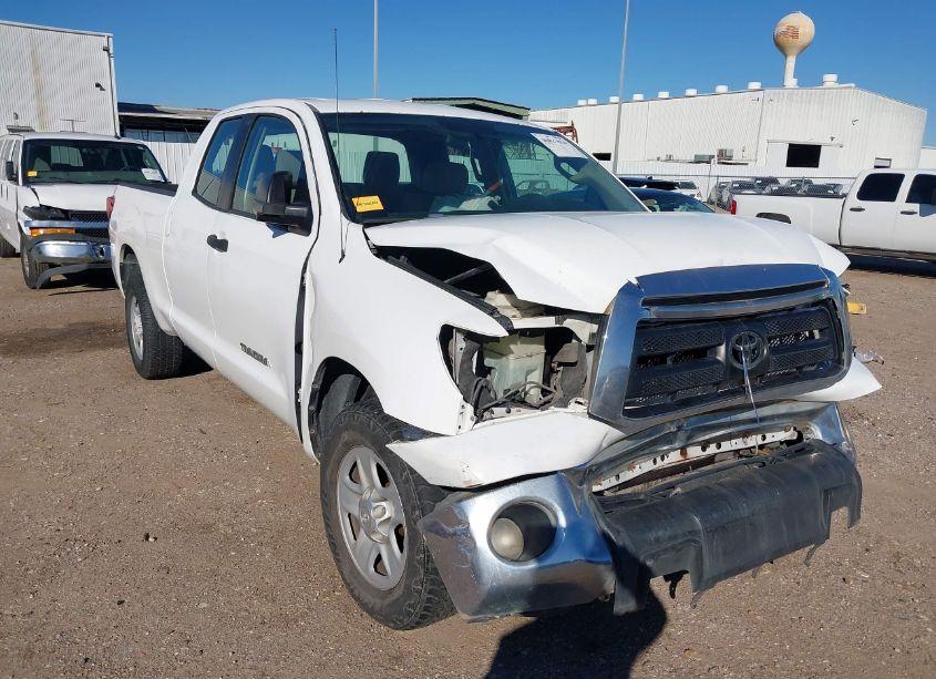 2011 Toyota Tundra GRADE 4.6L V8 (VIN 5TFRM5F18BX024985) main photo