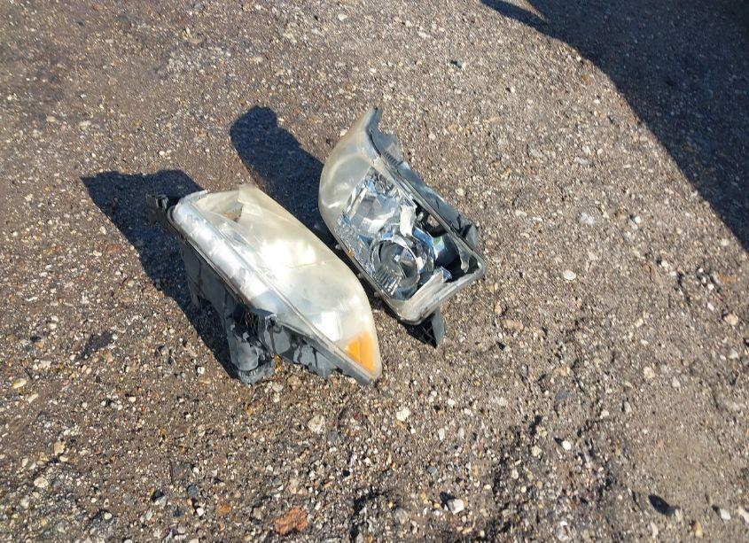 Photo 12 of 2011 Toyota Tundra GRADE 4.6L V8 (VIN 5TFRM5F18BX024985)