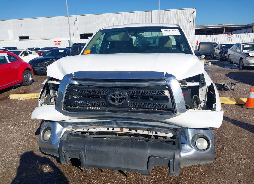 Photo 13 of 2011 Toyota Tundra GRADE 4.6L V8 (VIN 5TFRM5F18BX024985)