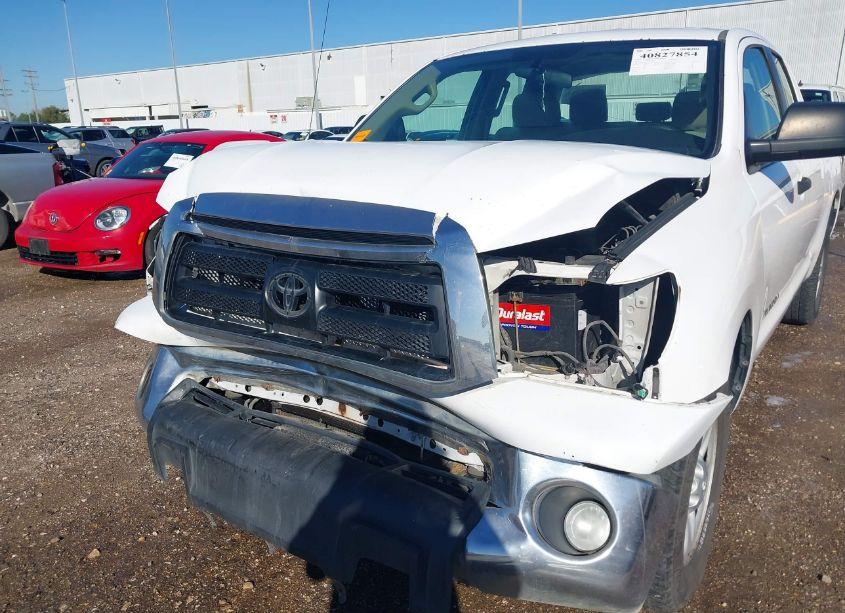 Photo 6 of 2011 Toyota Tundra GRADE 4.6L V8 (VIN 5TFRM5F18BX024985)