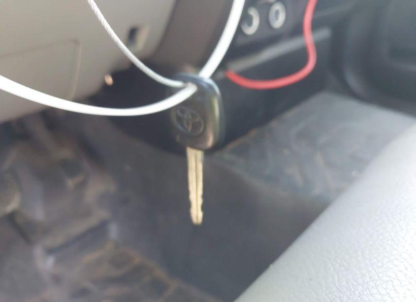 Photo 11 of 2013 Toyota Tundra GRADE 4.6L V8 (VIN 5TFRM5F18DX061988)