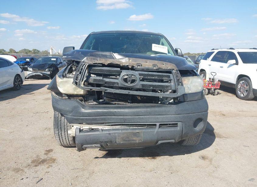 Photo 12 of 2013 Toyota Tundra GRADE 4.6L V8 (VIN 5TFRM5F18DX061988)