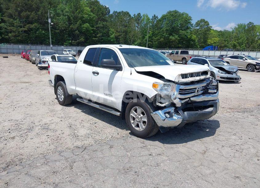 2015 Toyota Tundra SR5 4.6L V8 (VIN 5TFRM5F18FX085114) main photo