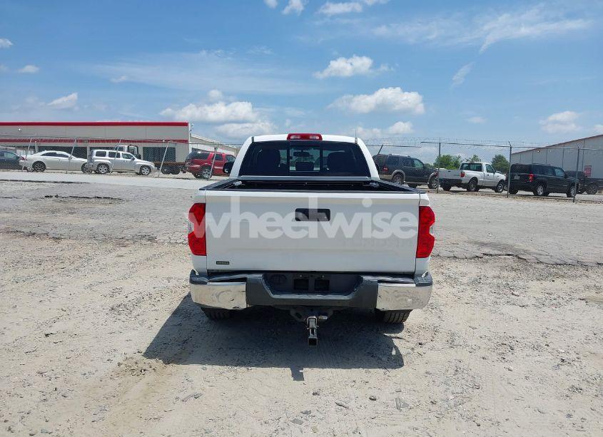 Photo 16 of 2015 Toyota Tundra SR5 4.6L V8 (VIN 5TFRM5F18FX085114)