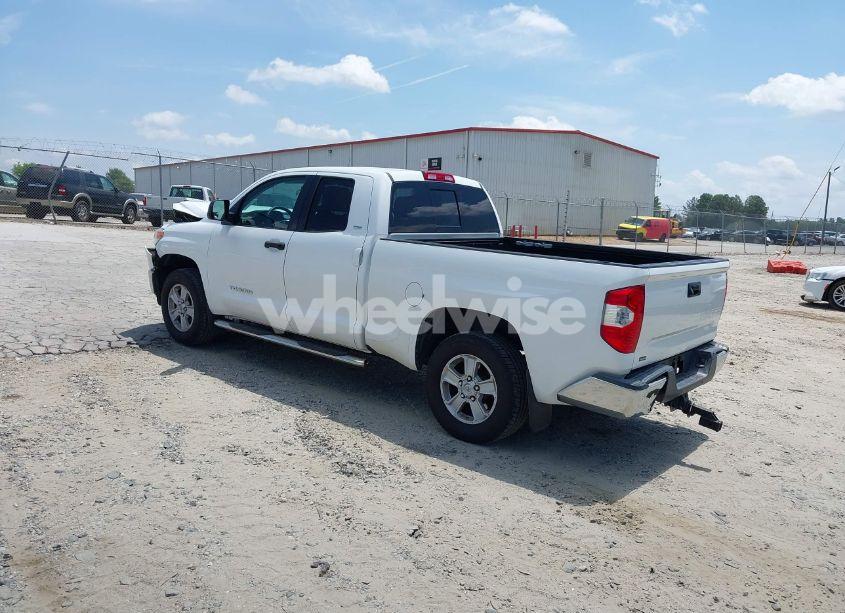Photo 3 of 2015 Toyota Tundra SR5 4.6L V8 (VIN 5TFRM5F18FX085114)