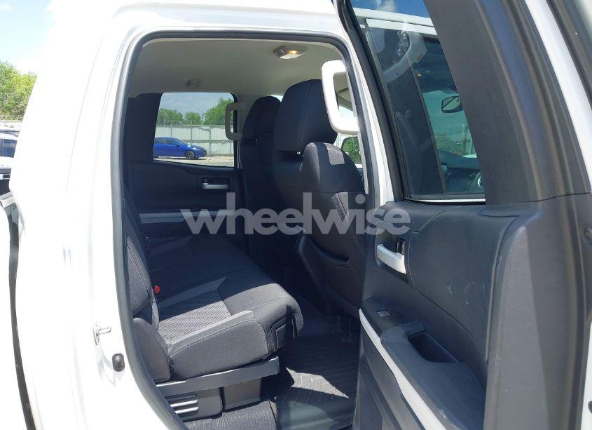 Photo 8 of 2015 Toyota Tundra SR5 4.6L V8 (VIN 5TFRM5F18FX085114)