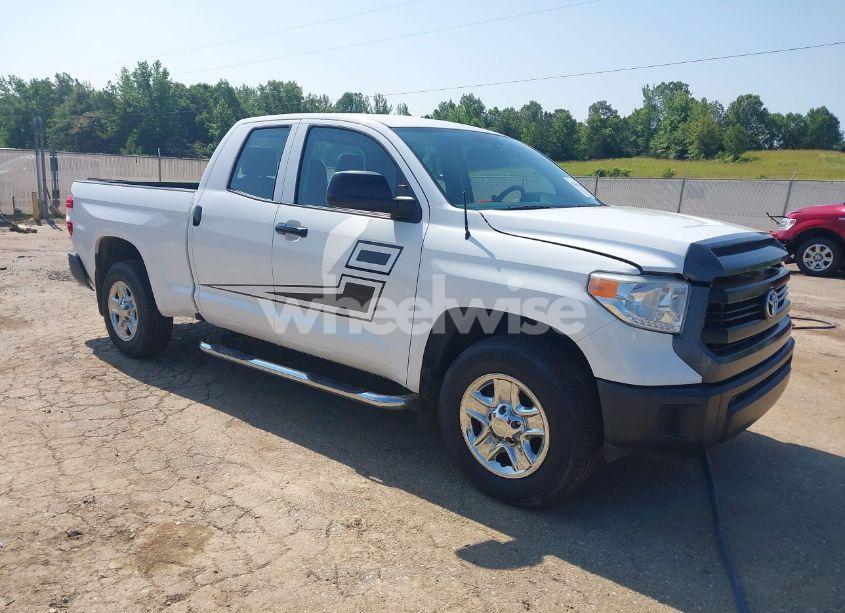 2016 Toyota Tundra SR 4.6L V8 (VIN 5TFRM5F18GX100681) main photo