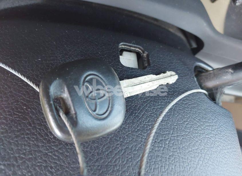 Photo 11 of 2016 Toyota Tundra SR 4.6L V8 (VIN 5TFRM5F18GX100681)