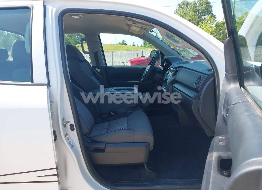 Photo 5 of 2016 Toyota Tundra SR 4.6L V8 (VIN 5TFRM5F18GX100681)