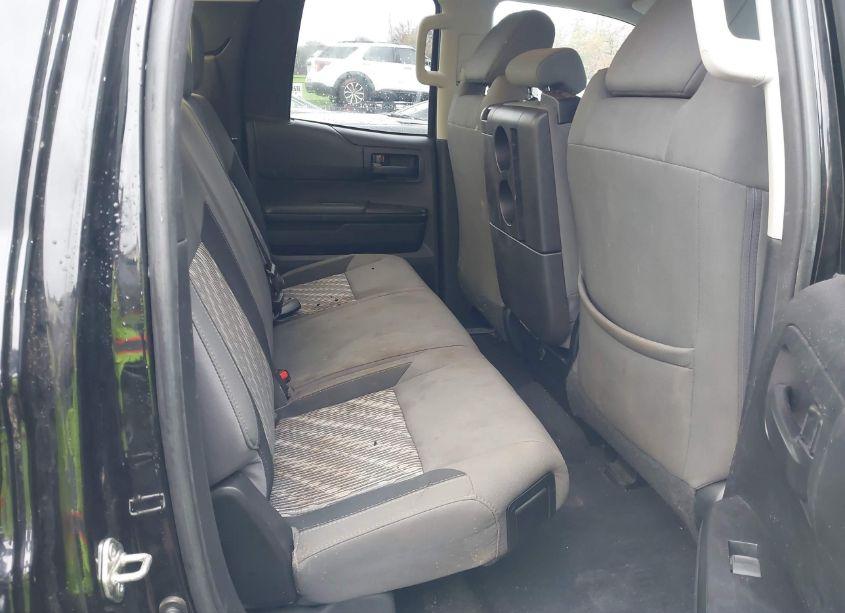 Photo 8 of 2019 Toyota Tundra SR 4.6L V8 (VIN 5TFRM5F18KX140798)