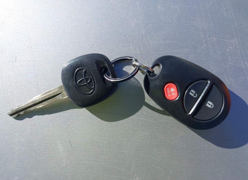 Photo 11 of 2012 Toyota Tundra GRADE 4.6L V8 (VIN 5TFRM5F19CX051291)