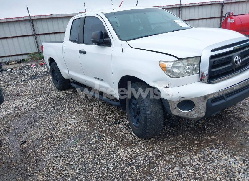 2013 Toyota Tundra GRADE 4.6L V8 (VIN 5TFRM5F19DX064236) main photo