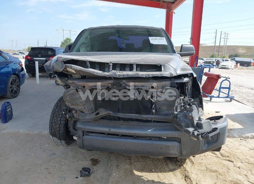 Photo 13 of 2014 Toyota Tundra SR 4.6L V8 (VIN 5TFRM5F19EX080972)