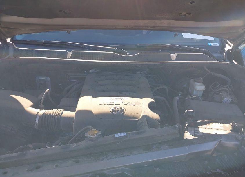 Photo 10 of 2017 Toyota Tundra SR5 4.6L V8 (VIN 5TFRM5F19HX112422)