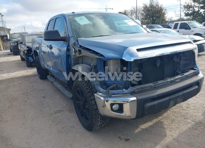 2019 Toyota Tundra SR5 4.6L V8 (VIN 5TFRM5F19KX135013) main photo