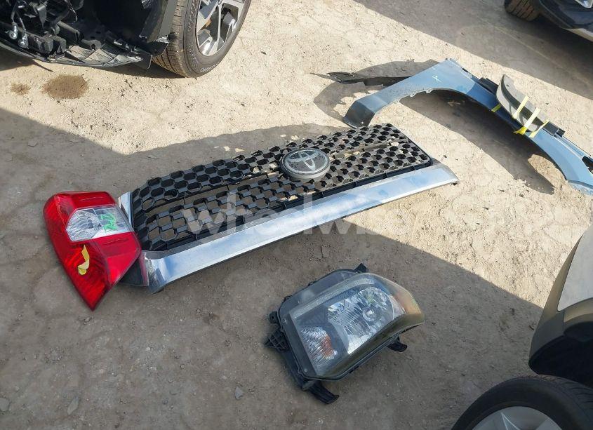 Photo 12 of 2019 Toyota Tundra SR5 4.6L V8 (VIN 5TFRM5F19KX135013)