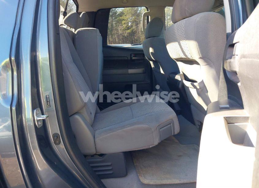 Photo 8 of 2010 Toyota Tundra DOUBLE CAB SR5 (VIN 5TFRM5F1XAX001156)