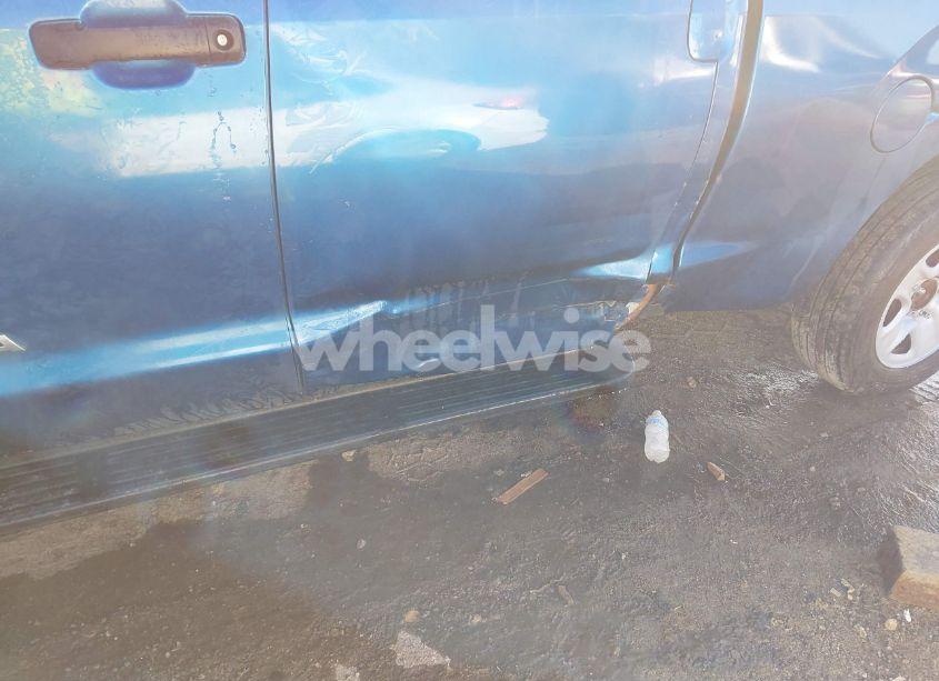 Photo 6 of 2010 Toyota Tundra GRADE 4.6L V8 (VIN 5TFRM5F1XAX001321)