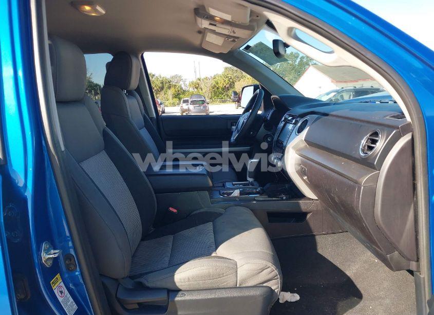 Photo 5 of 2016 Toyota Tundra SR5 4.6L V8 (VIN 5TFRM5F1XGX102464)